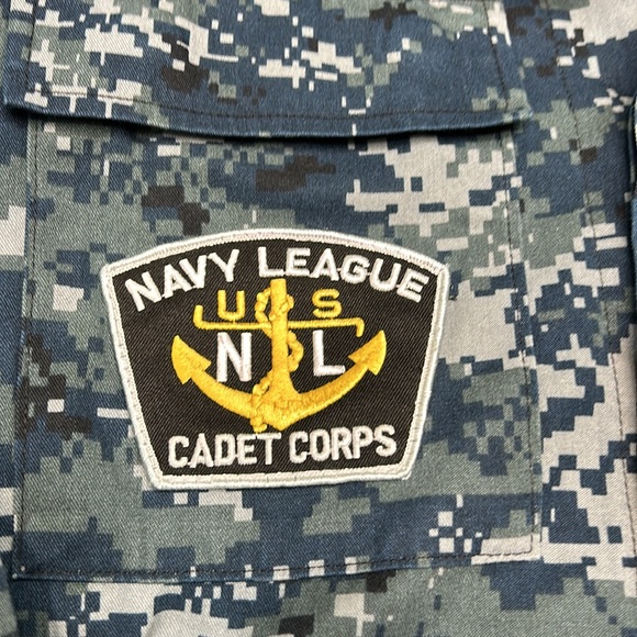 U S Navy military jacket. Blue and gray digital camo print. Size XS. - Picture 2 of 8